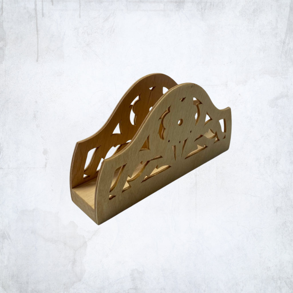 Medinė servetėlių dėžutė su graviru - stilingas stalo akcentas