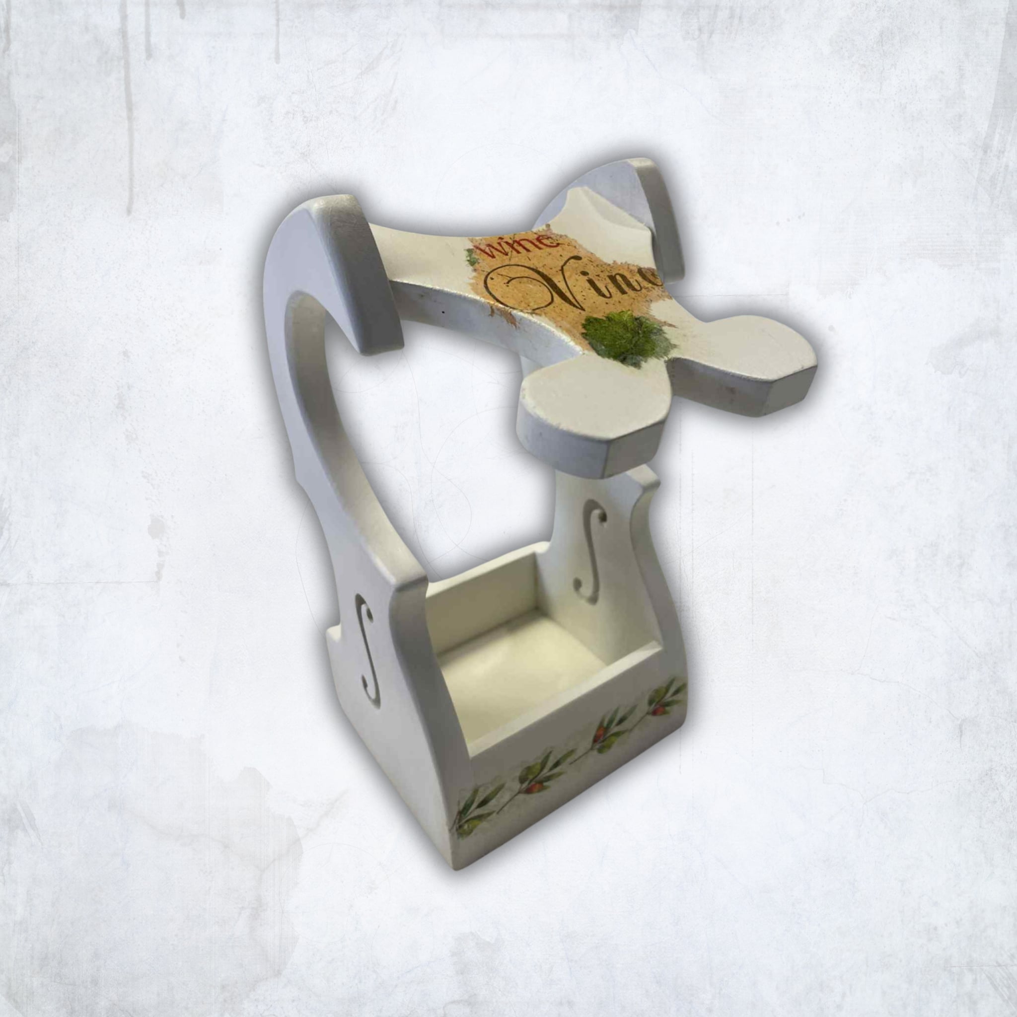 Medinis rankų darbo vyno butelio stovas - autentiška dovana