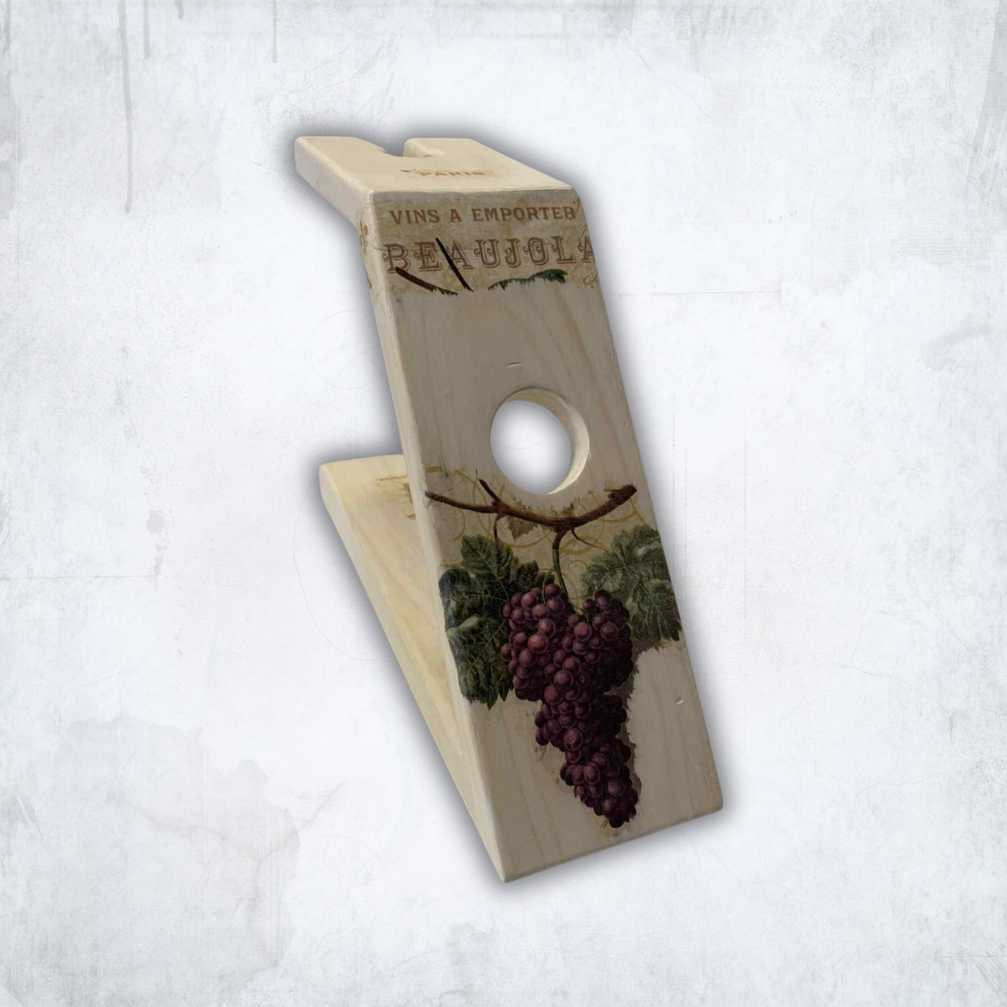 Medinis rankų darbo vyno butelio stovas - unikali dovana