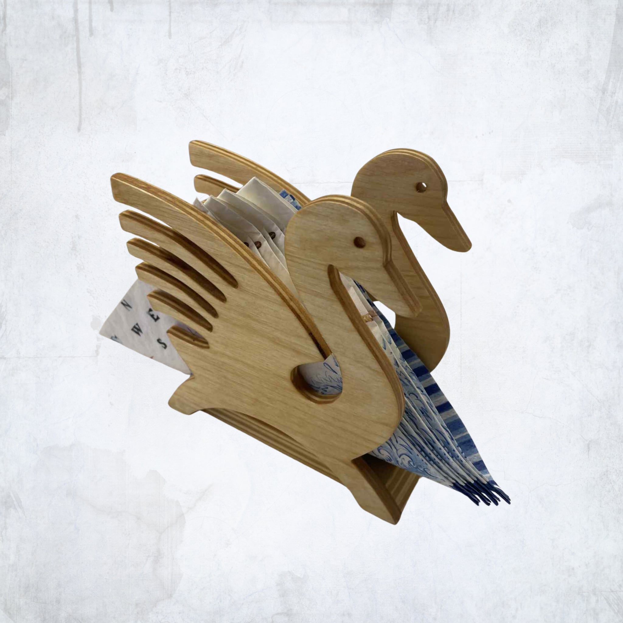 Tvari natūralaus medžio servetėlinė – praktiška dovana